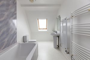 Bathroom_5DP- click for photo gallery